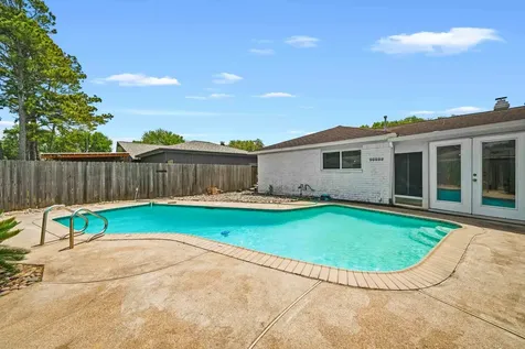 12010 Dorrance Lane Meadows Place TX 77477