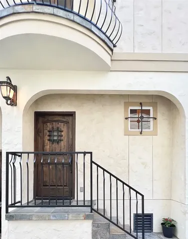1241 W 24th Street C Houston TX 77008