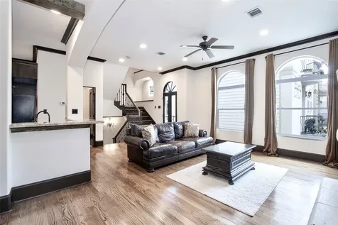 1241 W 24th Street C Houston TX 77008