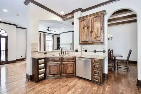 1241 W 24th Street C Houston TX 77008