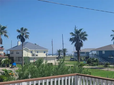 4222 Mason Drive Galveston TX 77554