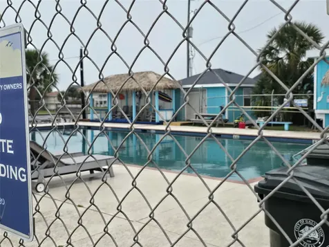 4222 Mason Drive Galveston TX 77554