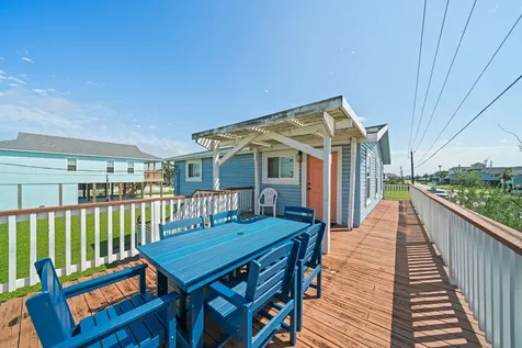 4222 Mason Drive Galveston TX 77554