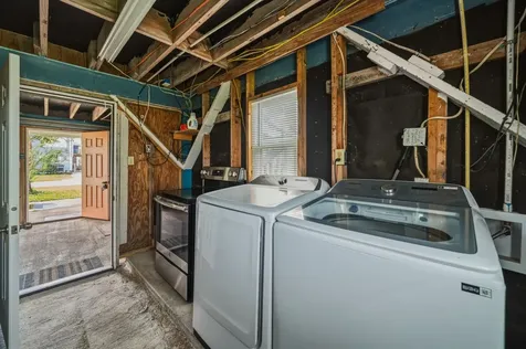 4222 Mason Drive Galveston TX 77554