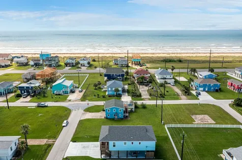4222 Mason Drive Galveston TX 77554