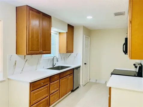 13447 Greenway Drive Sugar Land TX 77498
