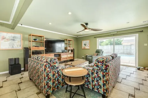 5525 Ibis Drive Galveston TX 77551
