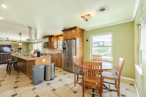 5525 Ibis Drive Galveston TX 77551
