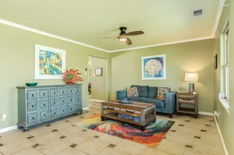 5525 Ibis Drive Galveston TX 77551