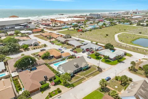 5525 Ibis Drive Galveston TX 77551
