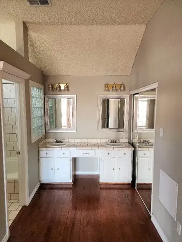 2402 Chestnut Mills Road Houston TX 77067