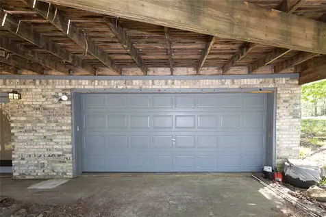 20300 Belair Drive Huntsville TX 77320