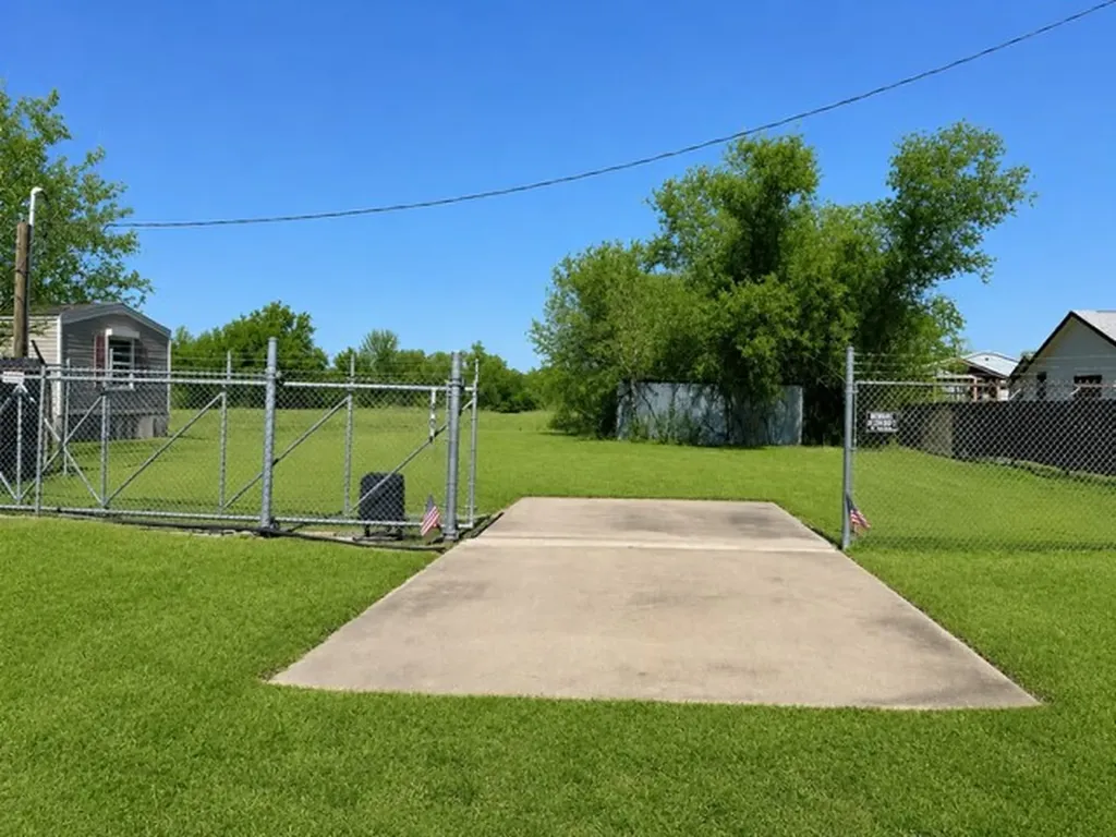 801 Genoa Red Bluff Road Pasadena TX 77504