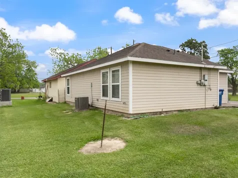 3004 Avenue D Bay City TX 77414