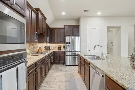 127 Deerchase Drive Conroe TX 77384