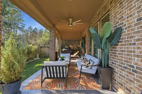 127 Deerchase Drive Conroe TX 77384