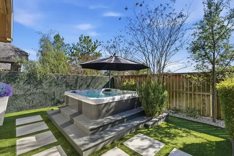 127 Deerchase Drive Conroe TX 77384