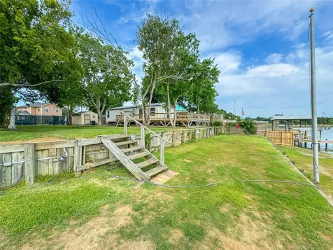 3014 Bay Oaks Harbor Drive Baytown TX 77523