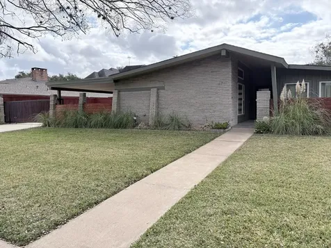 4711 Imogene Street Houston TX 77096
