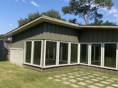 4711 Imogene Street Houston TX 77096