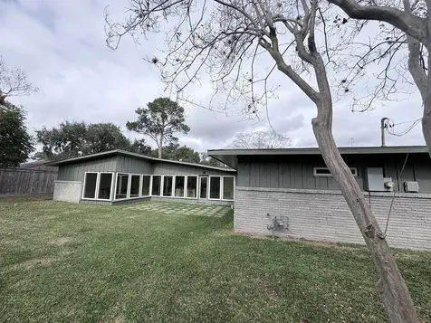 4711 Imogene Street Houston TX 77096