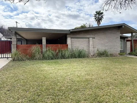 4711 Imogene Street Houston TX 77096