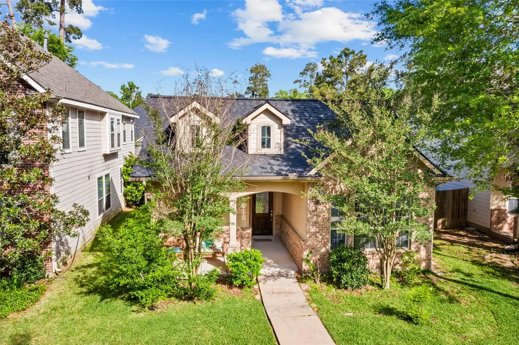38 W Montfair Boulevard Spring TX 77382