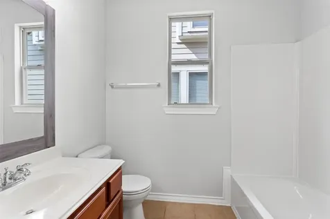 38 W Montfair Boulevard Spring TX 77382