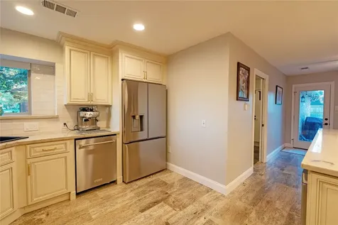 3911 Crow Valley Drive Missouri City TX 77459