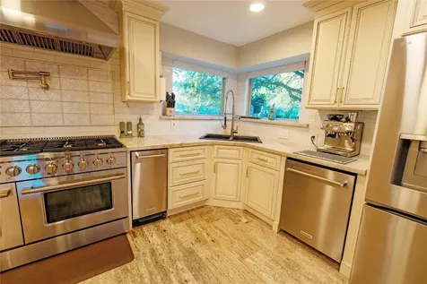 3911 Crow Valley Drive Missouri City TX 77459