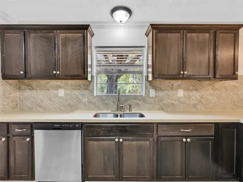 3413 County Road 326 Alvin TX 77511