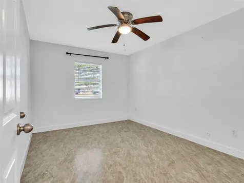 3413 County Road 326 Alvin TX 77511