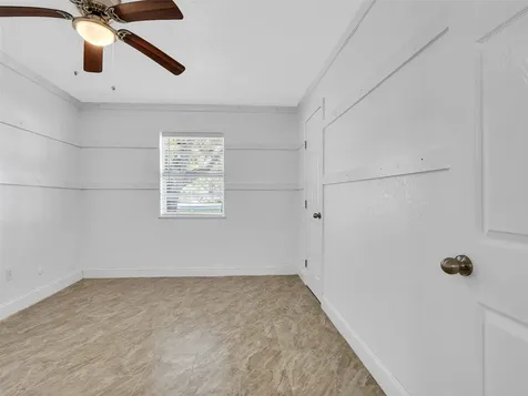 3413 County Road 326 Alvin TX 77511
