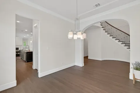 79 N Curly Willow Circle Tomball TX 77375
