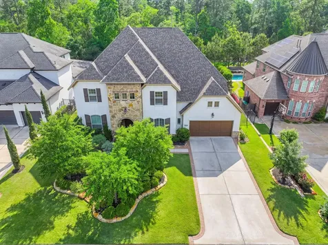 79 N Curly Willow Circle Tomball TX 77375