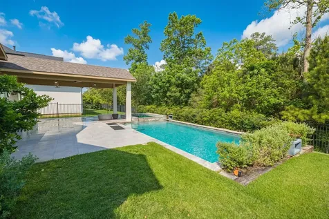 79 N Curly Willow Circle Tomball TX 77375
