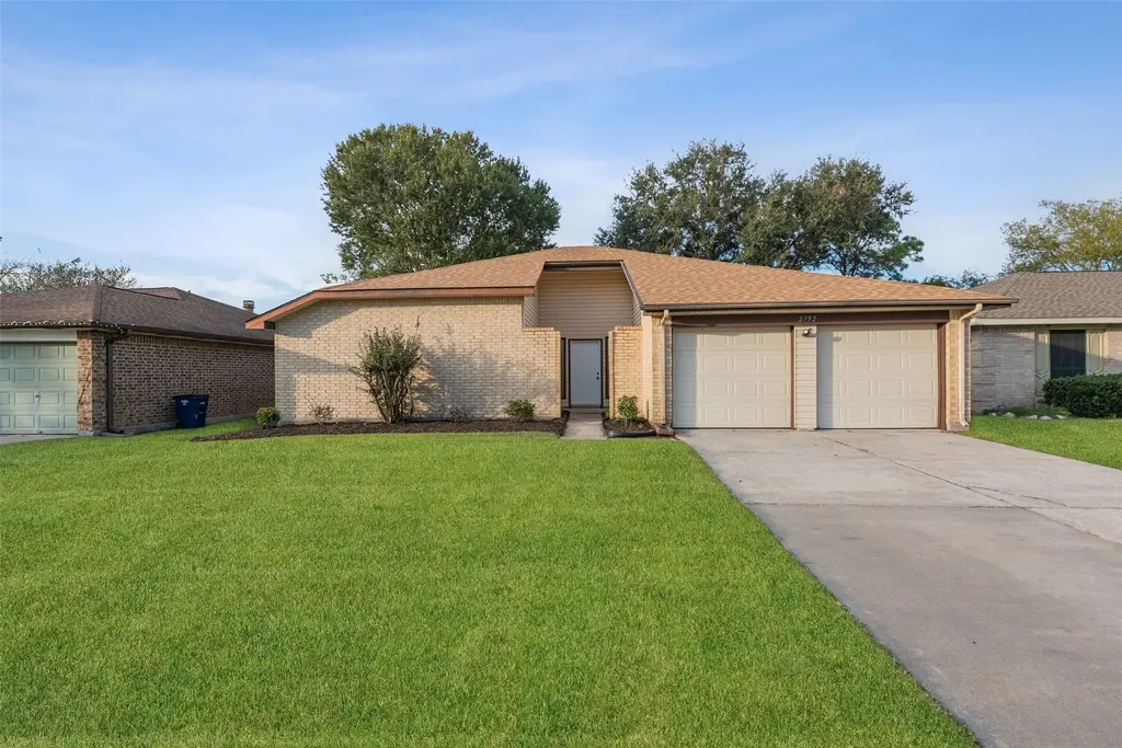 2792 Forest Point Drive League City TX 77573