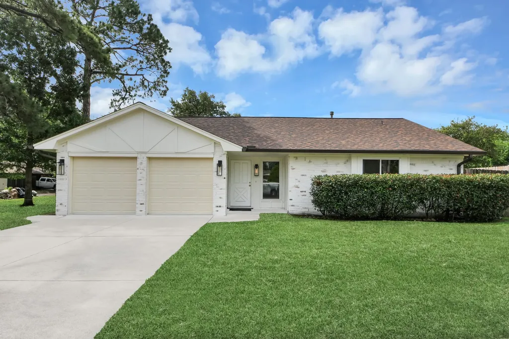 7403 Shady Arbor Lane Houston TX 77040