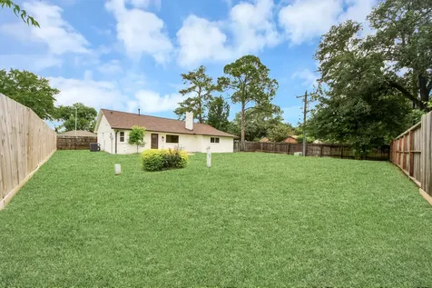 7403 Shady Arbor Lane Houston TX 77040