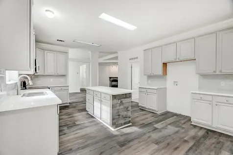 16741 Us Highway 69 S Warren TX 77664
