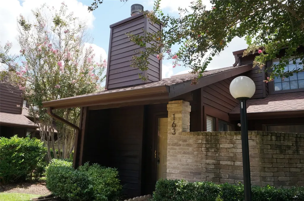 2611 Grants Lake Boulevard 163 Sugar Land TX 77479