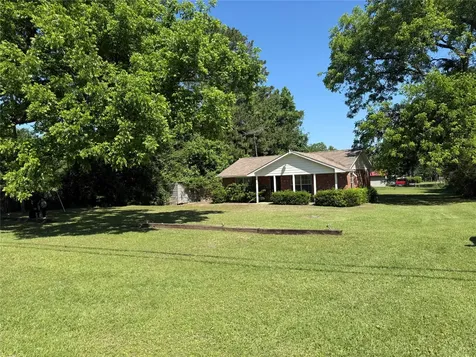 718 Broadway Street Maud TX 75567