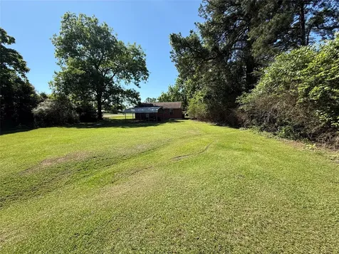 718 Broadway Street Maud TX 75567