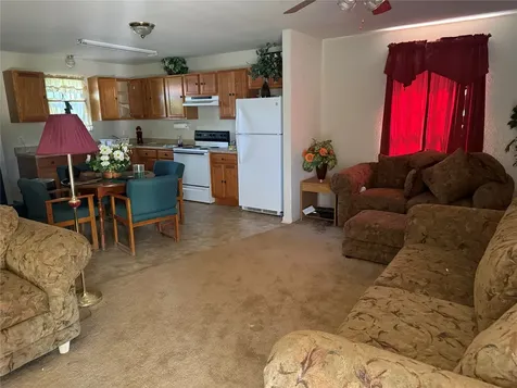 718 Broadway Street Maud TX 75567