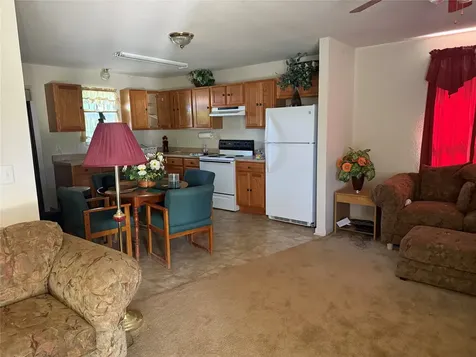 718 Broadway Street Maud TX 75567