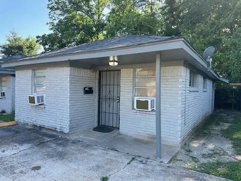 4701 Hoffman Street 4705 Houston TX 77026