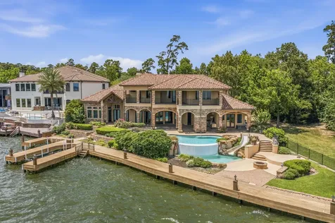 206 Bentwater Bay Drive Montgomery TX 77356
