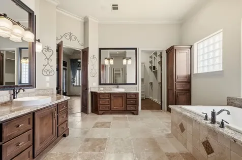 206 Bentwater Bay Drive Montgomery TX 77356