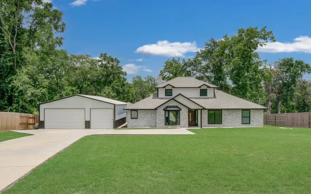 10881 Fm 1409 Dayton TX 77535