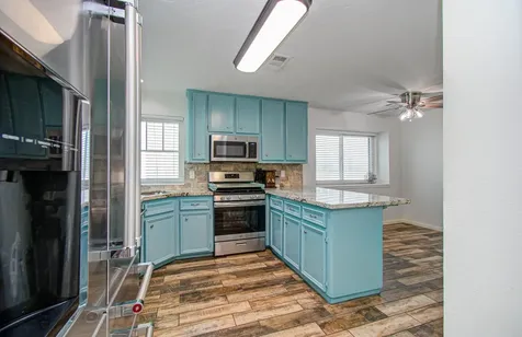 10881 Fm 1409 Dayton TX 77535